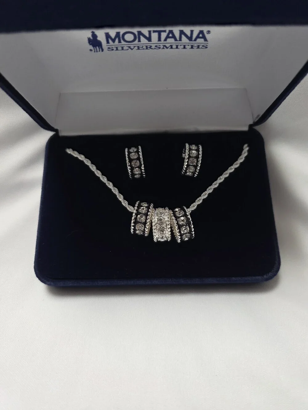 Montana Silversmiths this fashionable